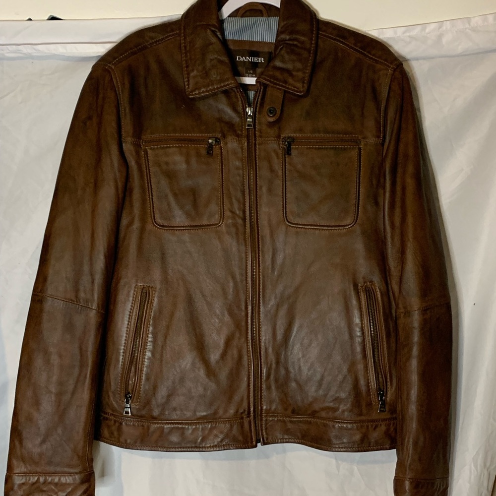 Danier Men’s Large Brown Soft Leather Coat